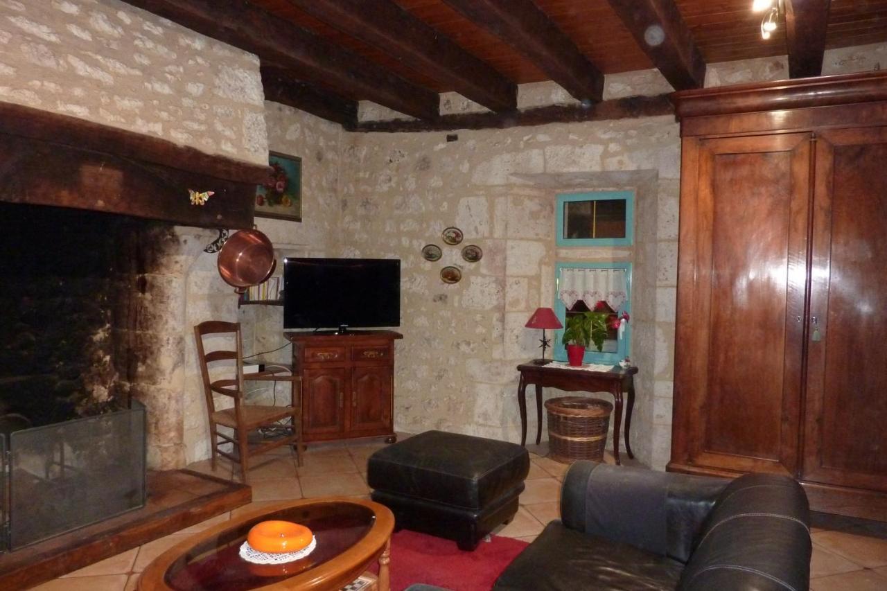 לינה וארוחת בוקר Saint-Leon-d'Issigeac Chez Beatrice Et Gerard מראה חיצוני תמונה