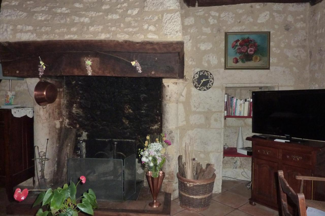לינה וארוחת בוקר Saint-Leon-d'Issigeac Chez Beatrice Et Gerard מראה חיצוני תמונה